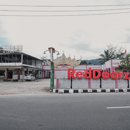 Reddoorz Syariah Near Kebun Raya Liwa Hotel Negarabatin Exterior foto