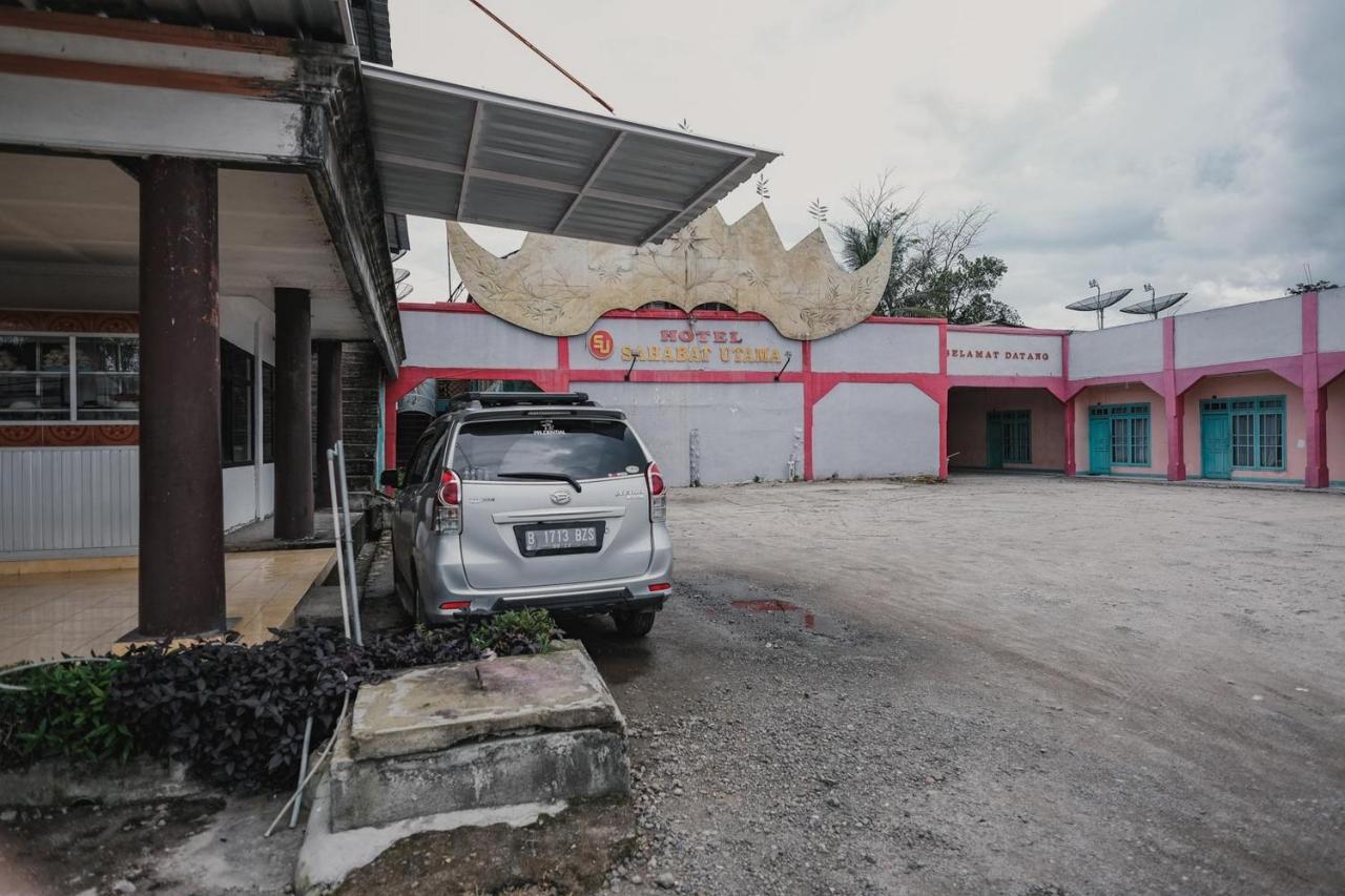 Reddoorz Syariah Near Kebun Raya Liwa Hotel Negarabatin Exterior foto