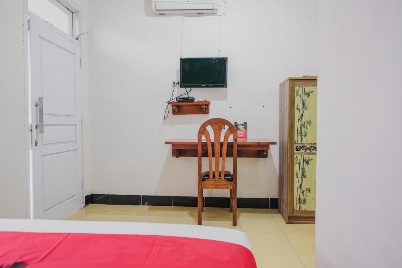 Reddoorz Syariah Near Kebun Raya Liwa Hotel Negarabatin Exterior foto